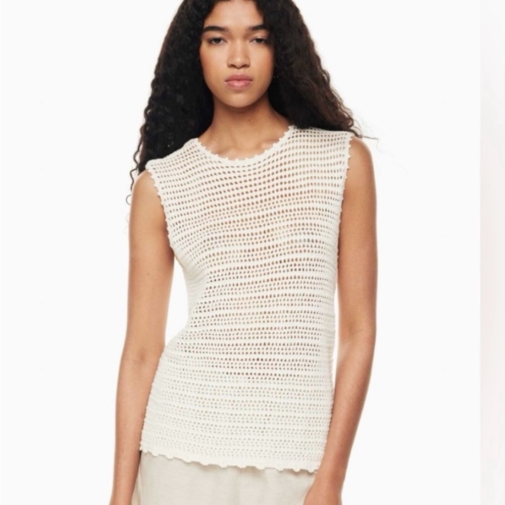 NWT - Aritzia Wilfred Peek Top - Colour - Light Birch - Size Small
